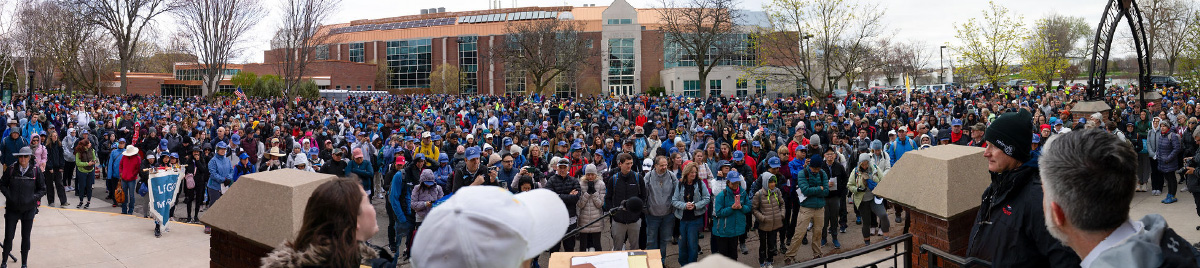 Pilgrims walking during the Walk to Mary